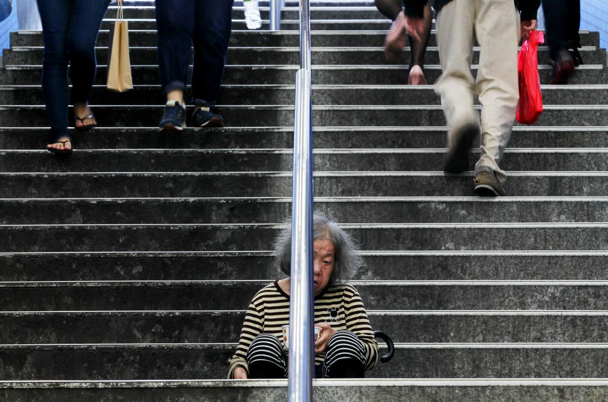 Re: [問卦] 輟學率9年新高==？