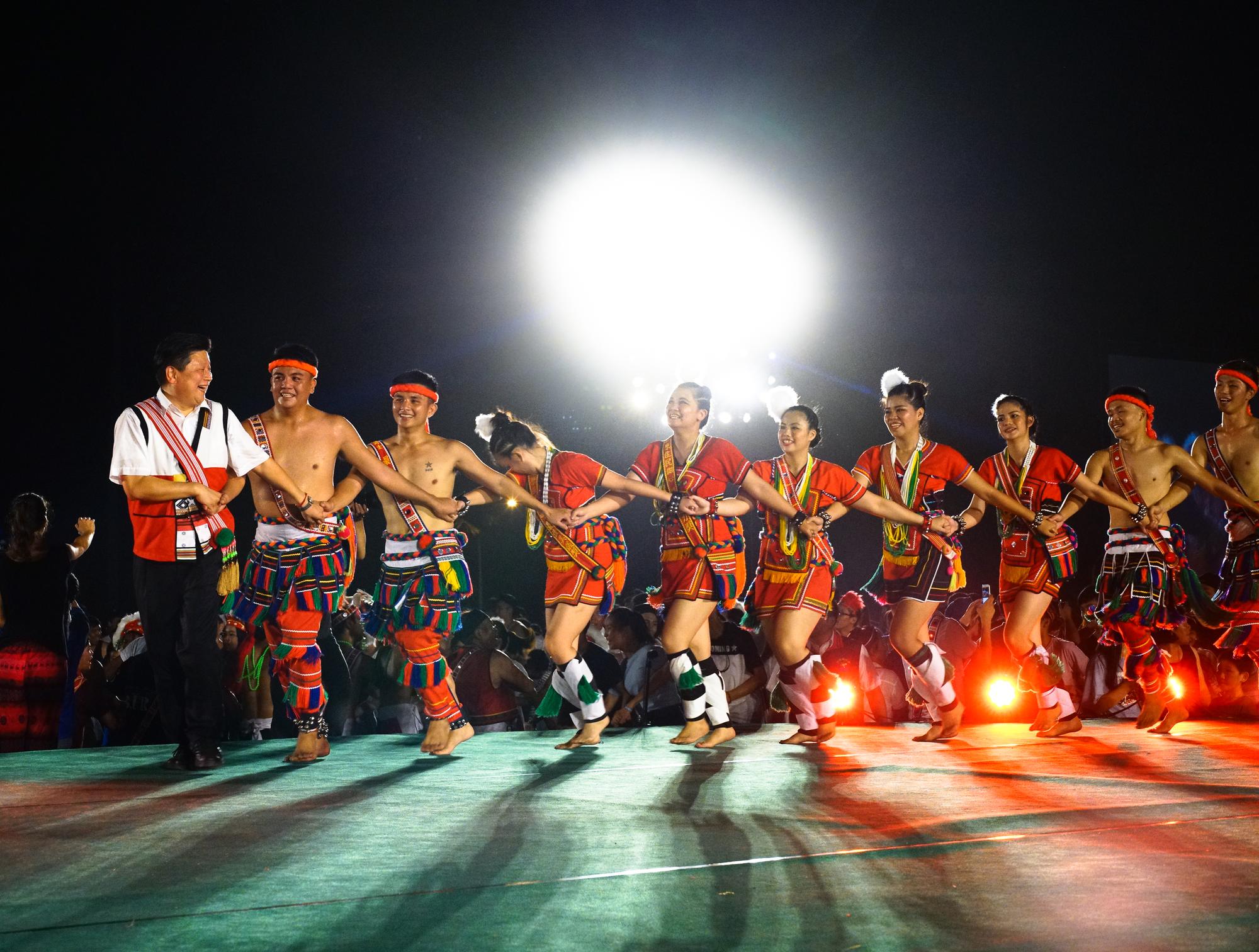 傅崐萁在花蓮縣內擁有穩固的原住民票源。圖為傅崑萁出席豐年祭。(攝影/楊仁甫)