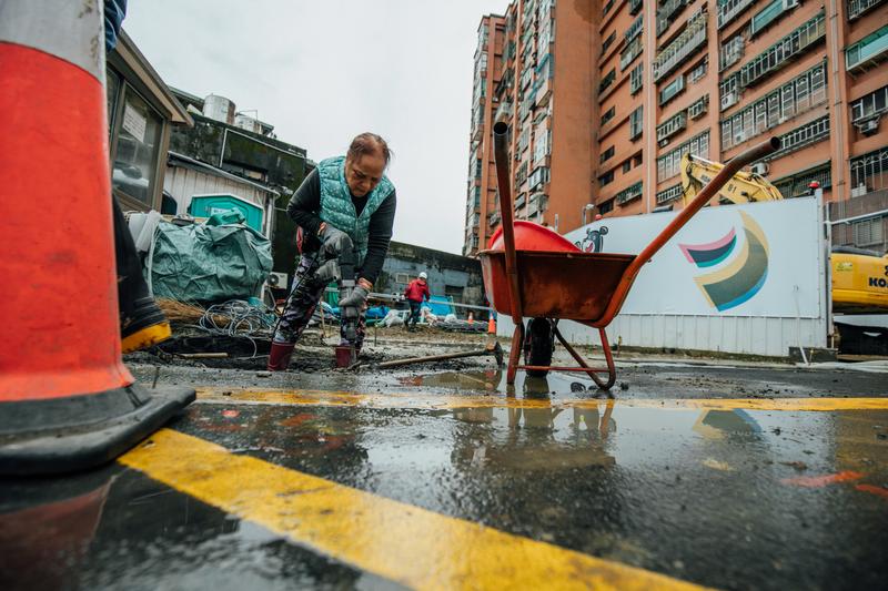 工地「大嫂」──台灣女性堅強又溫柔的職場身影