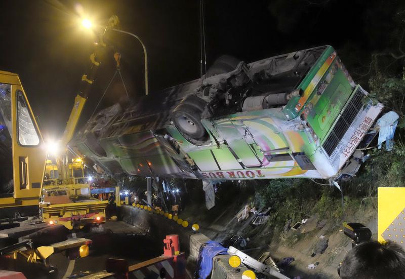 吳濬彥／遊覽車「戰鬥駕駛」的真相，從分級分流到嚴格稽查解決問題