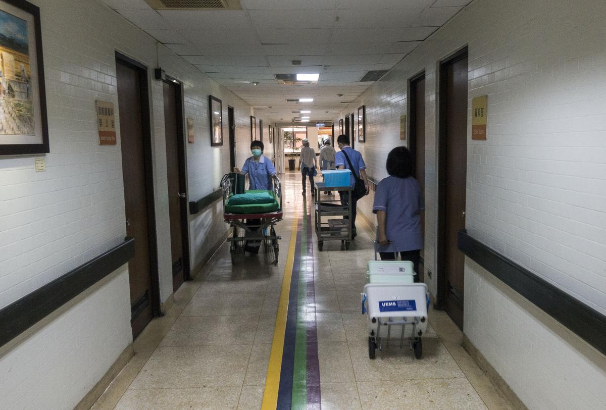 Re: [爆卦] 賴柯侯同場工辦政見發表會 怎沒人看