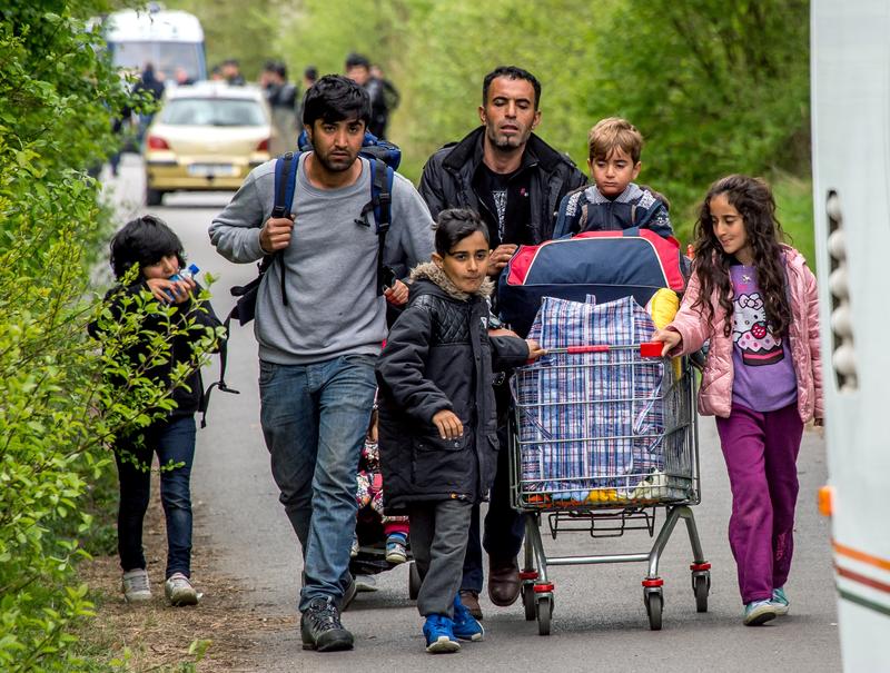 陳柔安／何處是我家？那些被英國邊緣化的難／移民。（AFP Photo／PHILIPPE HUGUEN ）