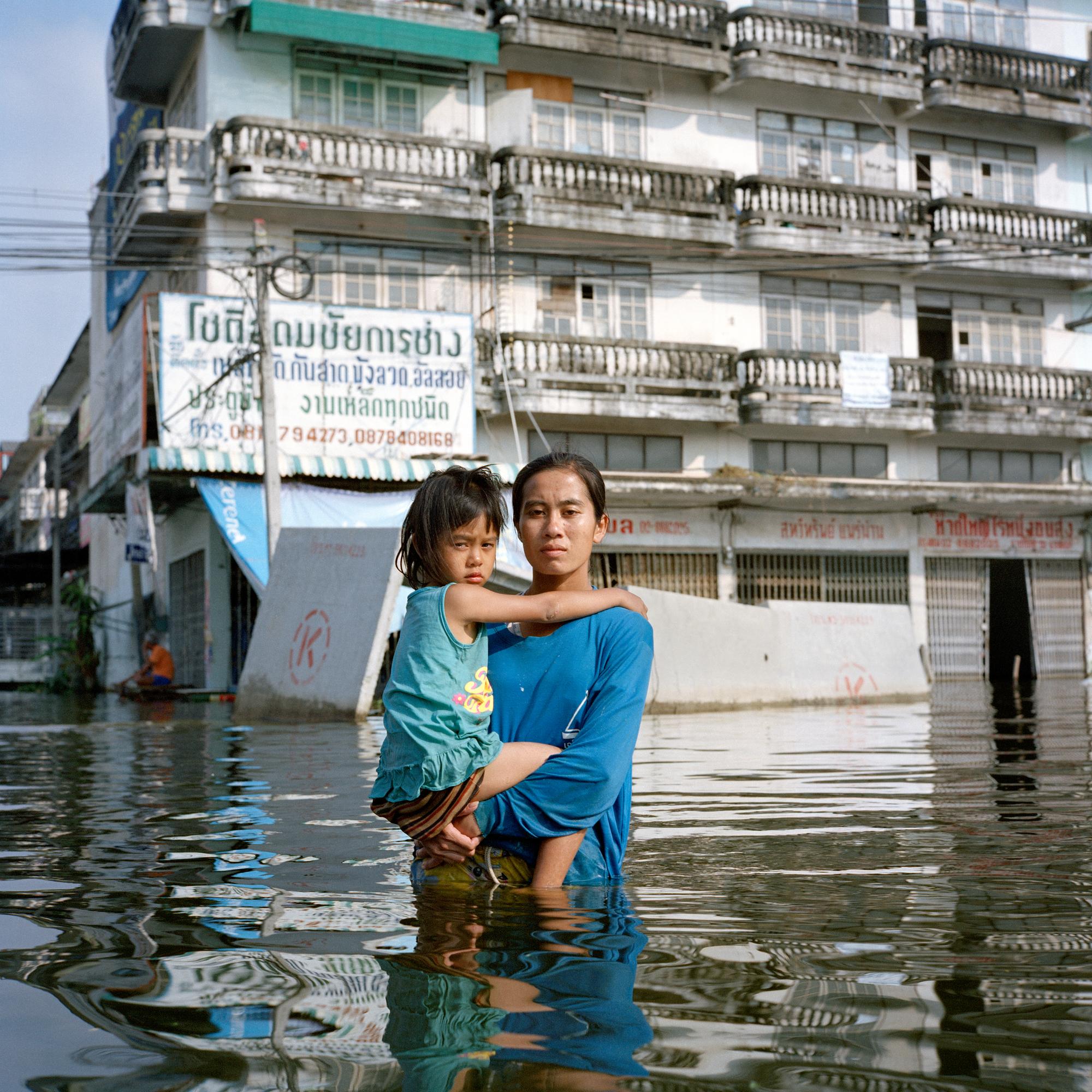 © Gideon Mendel_Drowning World_6