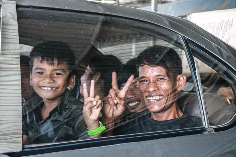 邊境上的新年：自泰遣返的柬埔寨移工為何笑著回家？_(攝影/陳映妤)