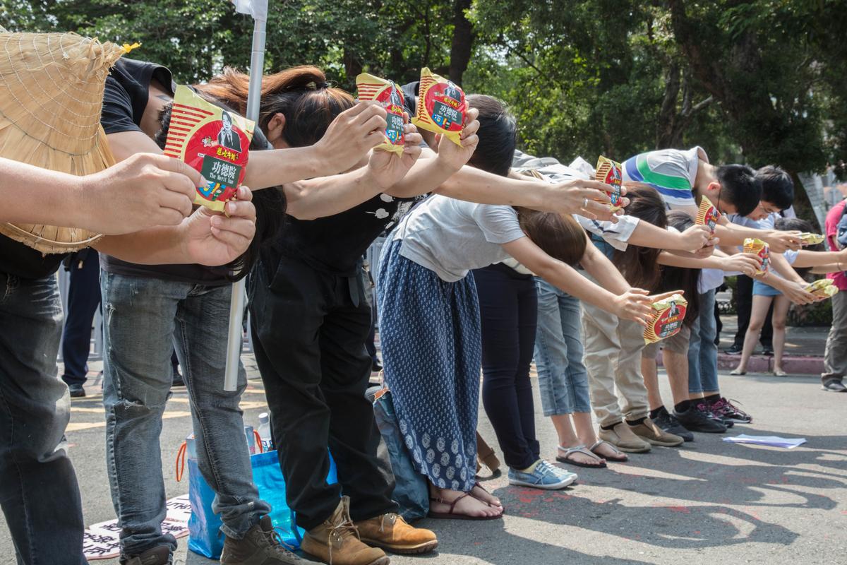 [問卦] 台灣便宜食物還能引以為傲嗎？