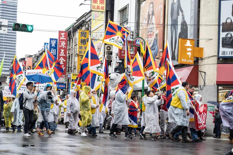 西藏抗暴60年遊行。 （攝影／許𦱀倩）