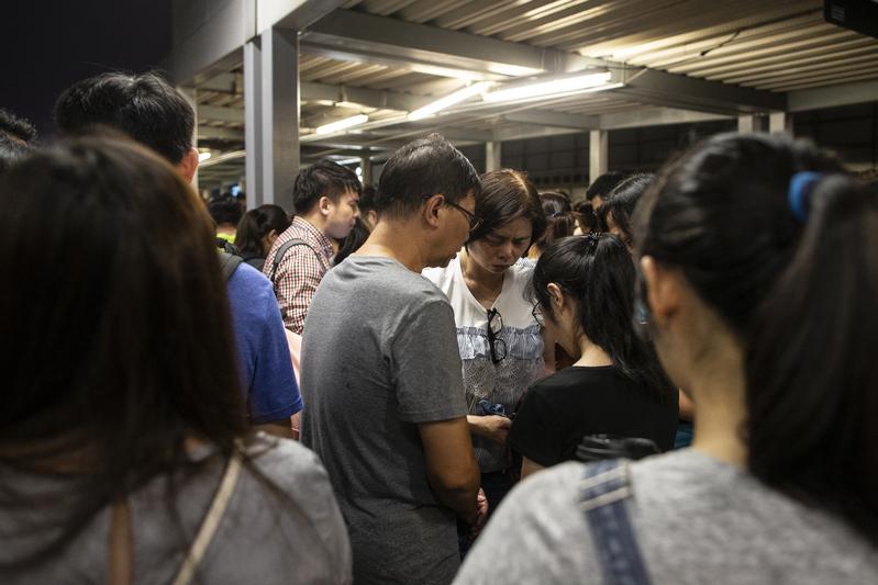 罷工、罷市、罷學！送中條例二讀前，香港市民的最後一搏