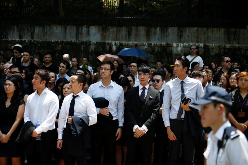 許菁芳／香港律師靜默遊行的背後：民主派困境vs.親中派進化