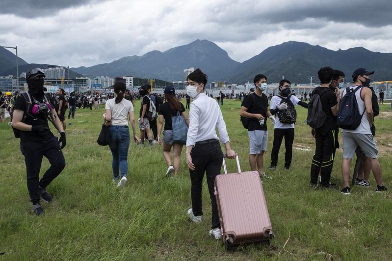 敦克爾克大撤退、香港機場、反送中