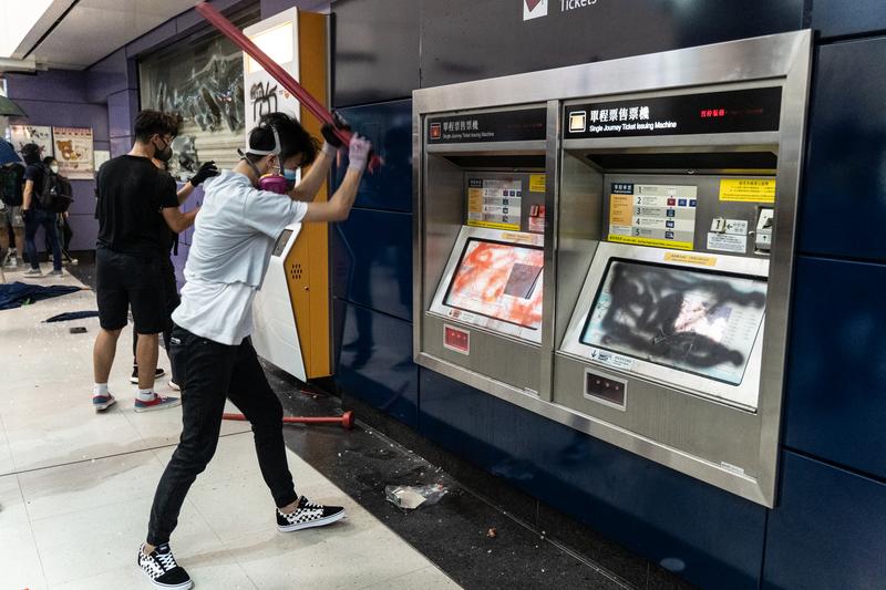 敦克爾克大撤退、香港機場、反送中