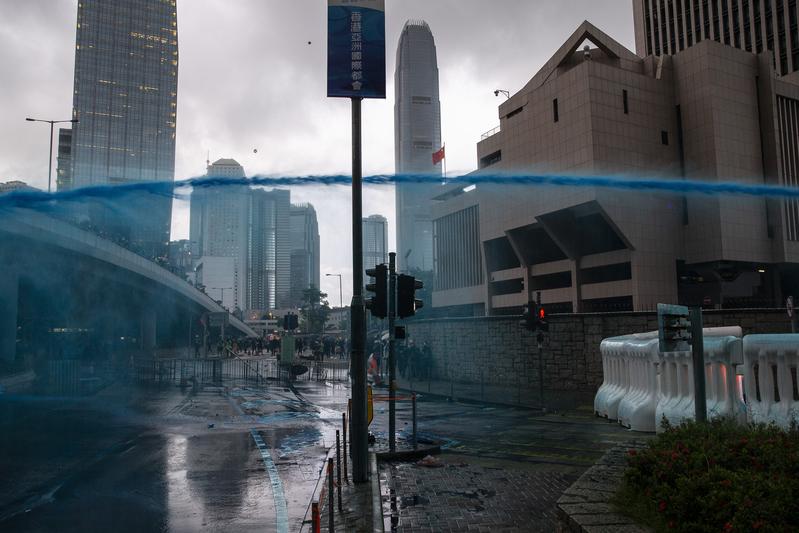 反送中、香港、屍殺列車、港警、太子站