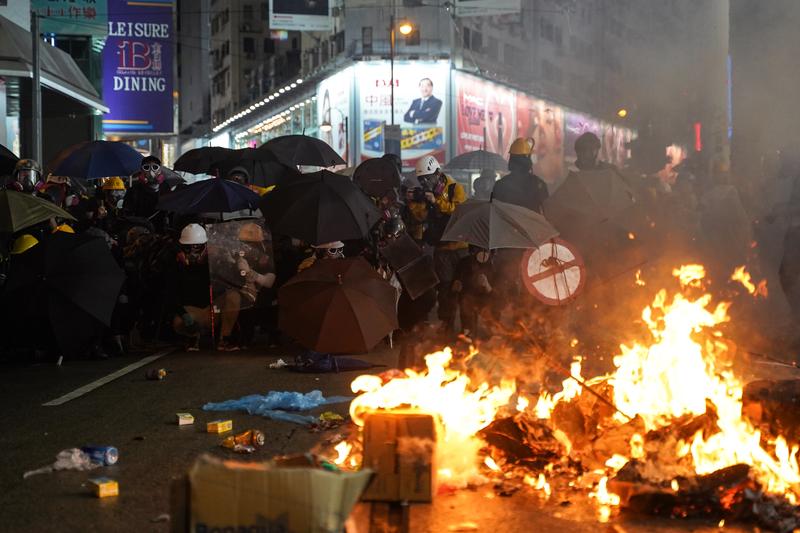 反送中、香港、屍殺列車、港警、太子站