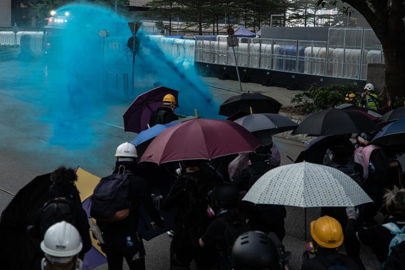 香港、反送中、國殤遊行、實彈