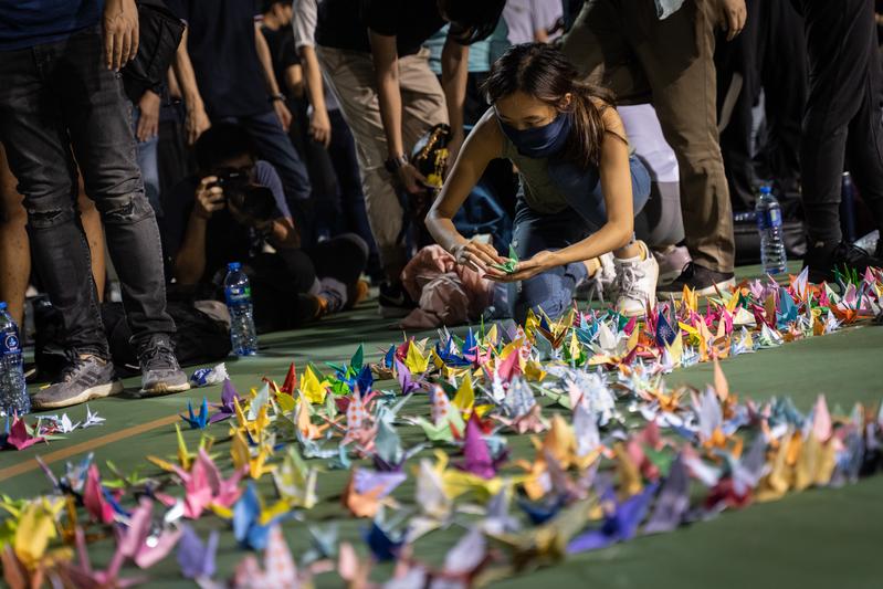 香港、反送中、國殤遊行、實彈