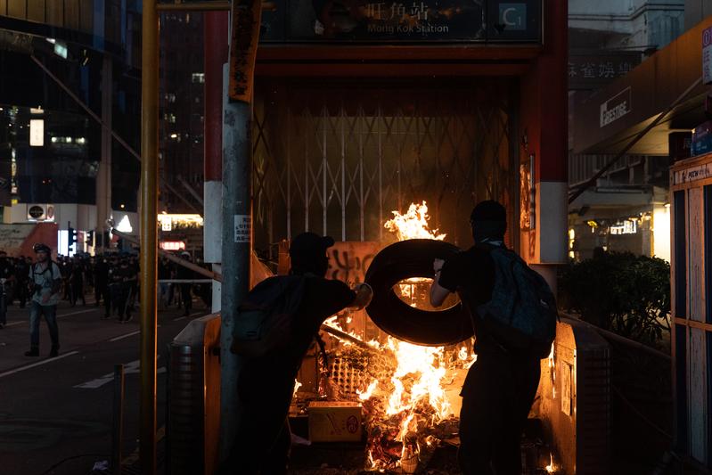 香港、禁蒙面法、反送中