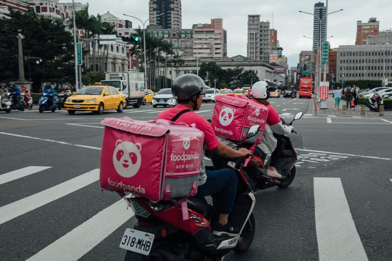 foodpanda、Uber Eats、僱傭（攝影/余志偉）