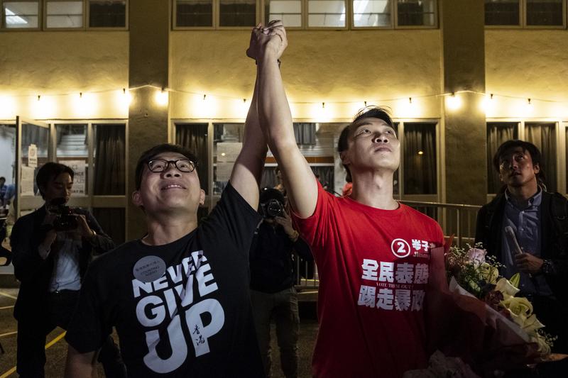 岑子杰、香港、區議會選舉、泛民派