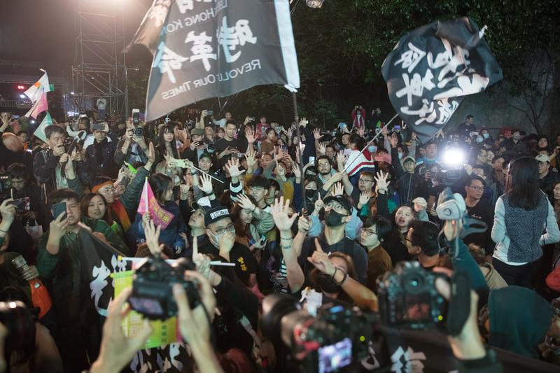 我在台灣選舉的潮水中，看見香港運動的幽靈。（攝影／吳逸驊）
