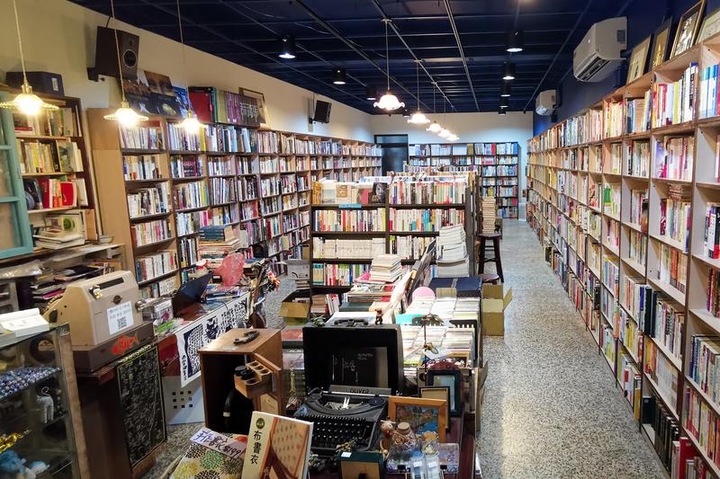 桃園的二手書店「老派購物學」。（照片提供／詹正德）