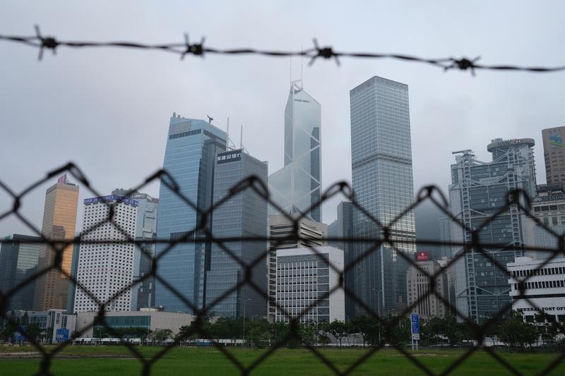 習近平政府一反過往政策，開始急著「解放」香港。2014年以來，北京在香港作為，究竟是所謂戰略自信，抑或情急冒進，頗堪玩味。（攝影／REUTERS／Tyrone Siu／達志影像）
