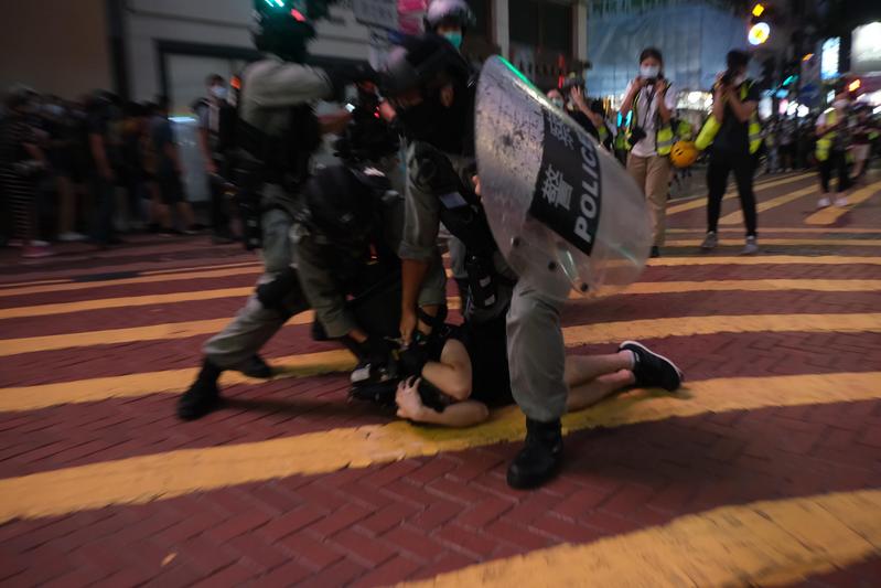 香港、國安法、全球、允許送中、祕密審判、指定法官、終身監禁