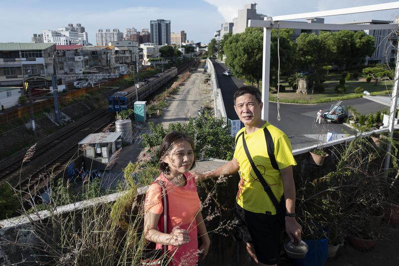 老病凋零無力續戰──抗爭8年後，他們搬進南鐵安置宅