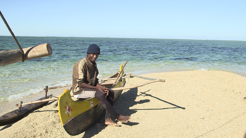 紀錄片《Morning Star》記錄了在馬達加斯加，由於一家澳洲公司計劃建造港口，令神聖的海岸線及當地漁民個人生計陷入危機的故事。（劇照提供／IDFA）