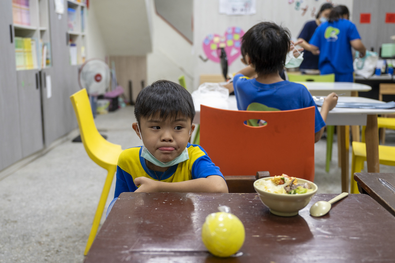 社工、情緒、童年