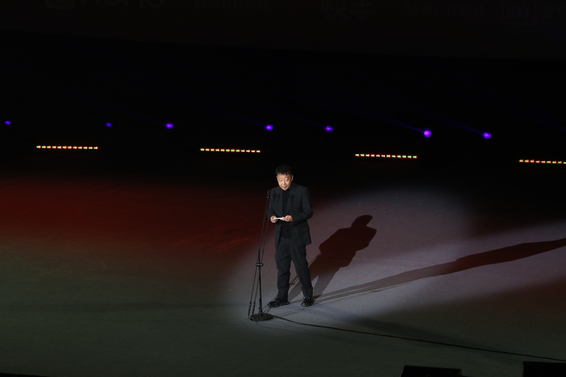 2020年10月10日，中國第六代導演賈樟柯在第四屆平遙國際電影節開幕式上致詞。（攝影／Imaginechina via AFP／Stringer）