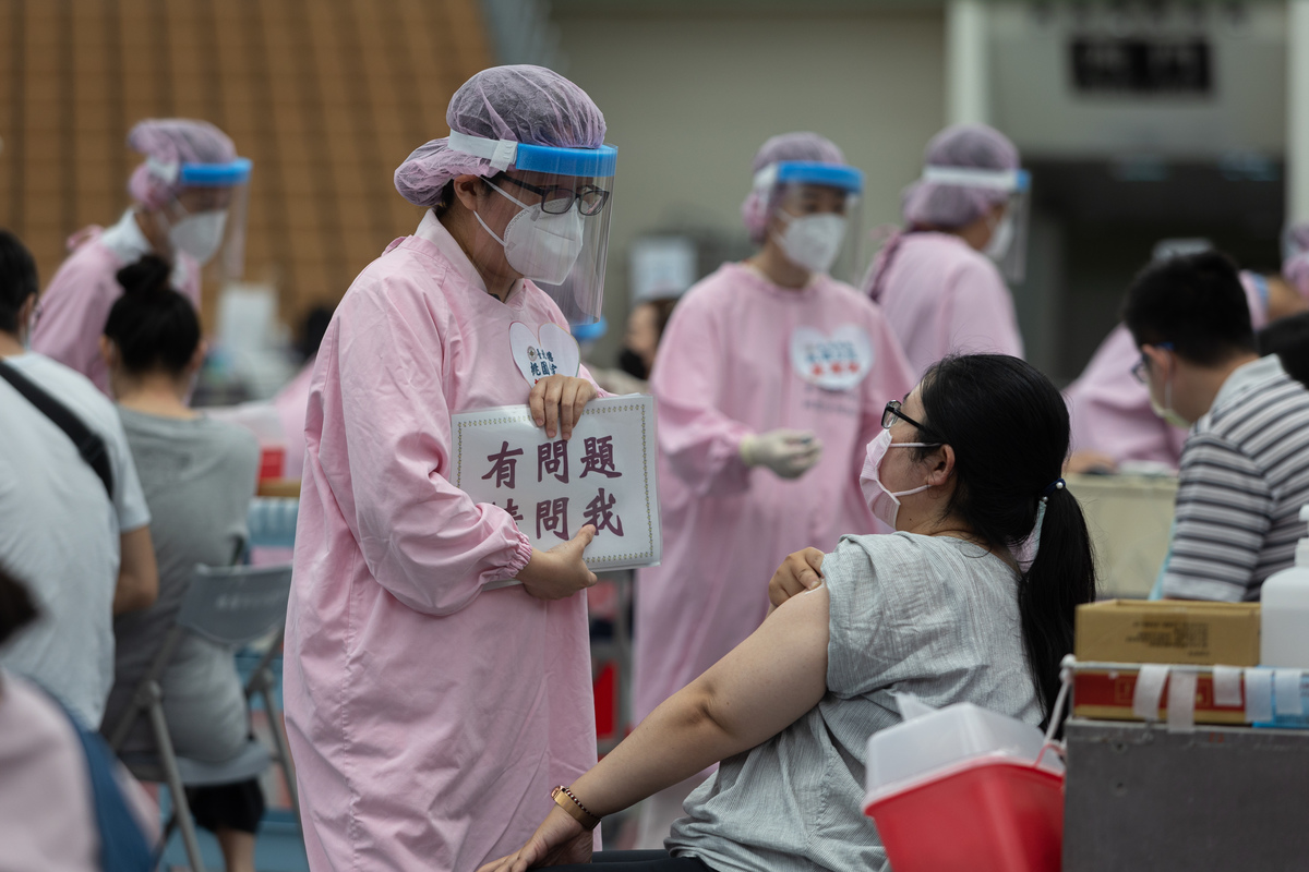 【專家大解析】首支取得EUA的國產高端疫苗，防疫角色如何定位？保護力監測與國際接軌考驗在哪？ - 報導者 ...
