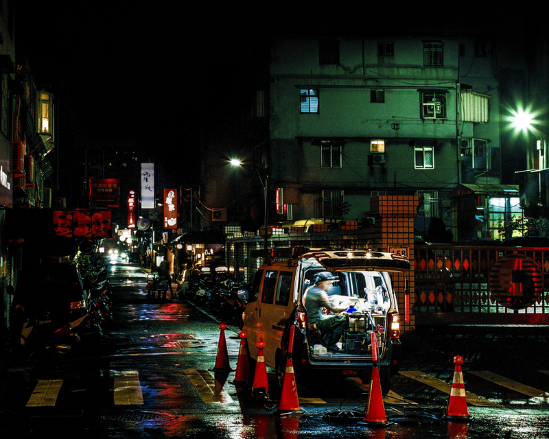 葉哲葉、在地影像扎根、夜以繼日