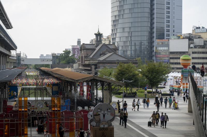 台中、東協廣場、族群