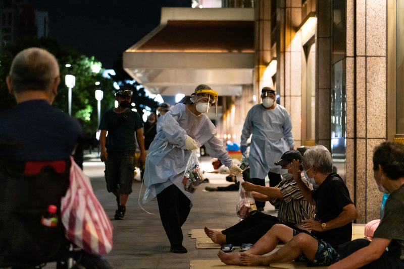 無家者、居住