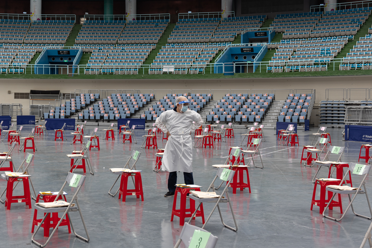 [問卦] 多準備口服藥給不敢打疫苗的人是解法吧