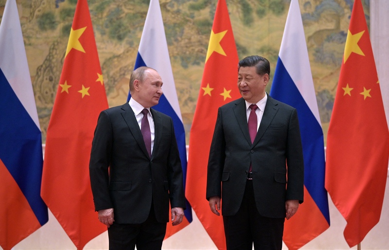 2022年2月4日，俄羅斯總統普丁（左）與中國國家主席習近平在北京進行會談，更發表中俄共同聲明。（攝影／EyePress via AFP／EyePress News）