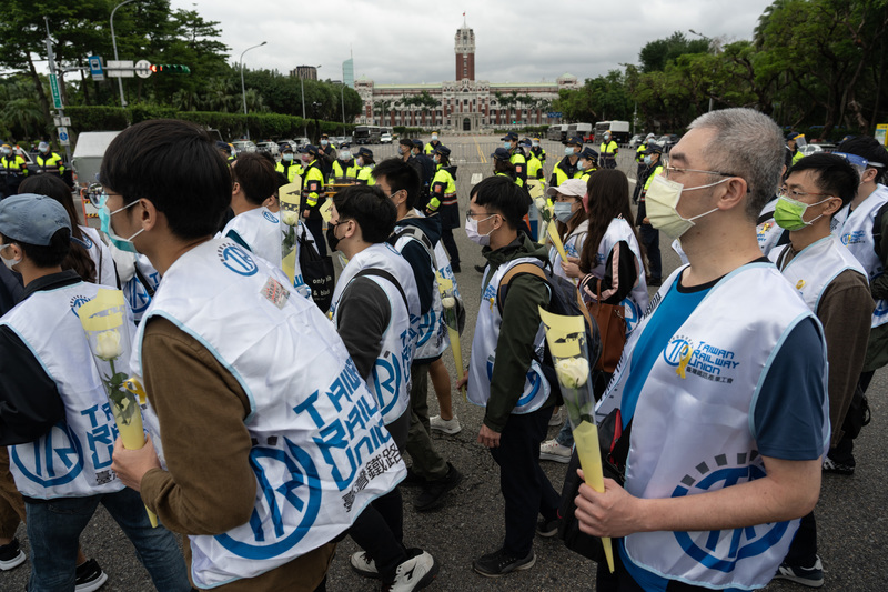 台鐵、五一、不加班、抗議、公司化、安全、停駛、區間車