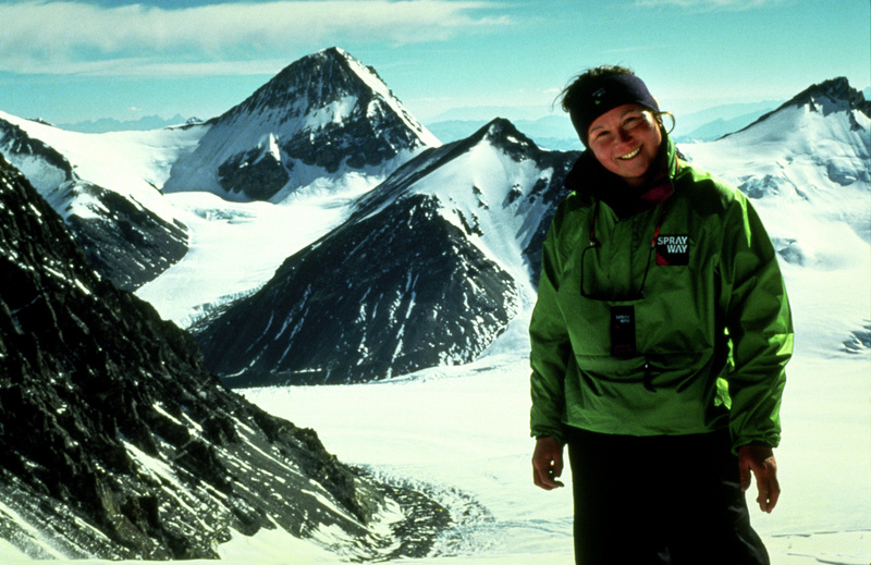 詹偉雄／從聖母峰到殘暴之巔K2，女性登山史的過去與未來