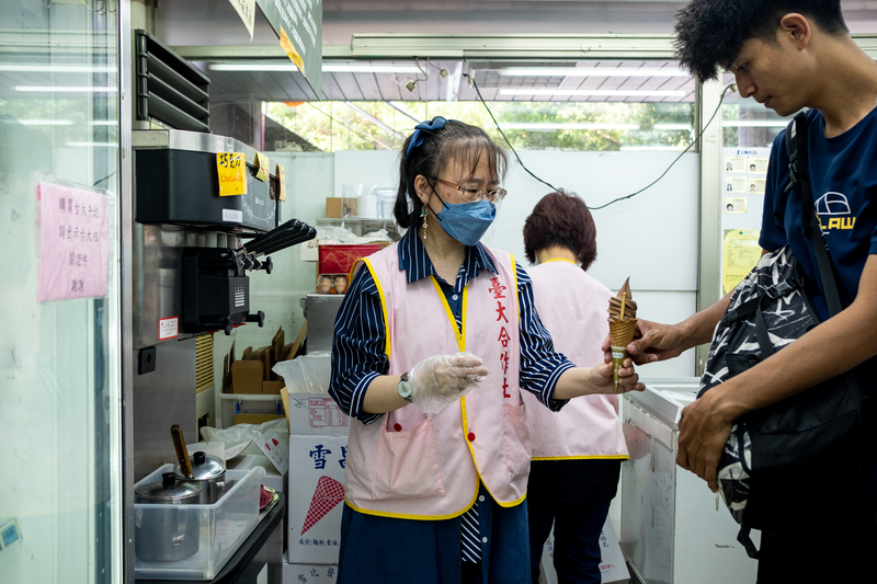 台大、合作社、校園、經濟、民主、社會