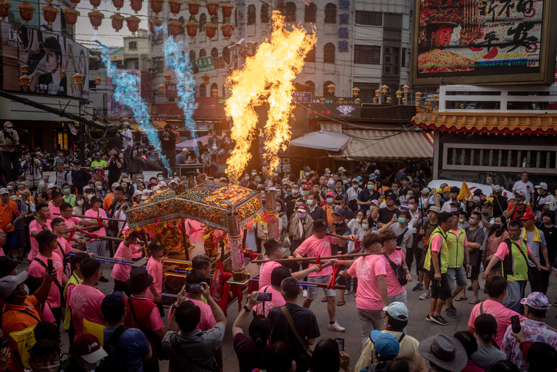 洪瑩發／個人與公眾的交錯：大甲媽祖進香的儀式變化