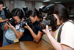 吳垠慧／鏡頭背後的她們──台灣女攝影記者探尋