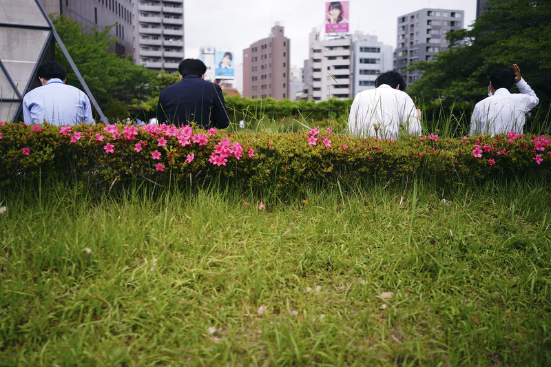 2020年的日本東京街頭。（攝影／AP Photo／Eugene Hoshiko）