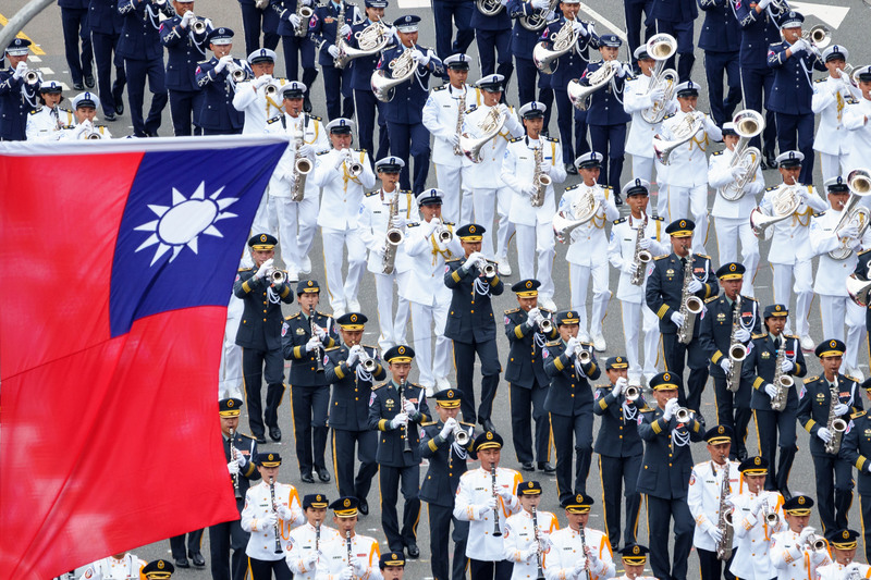 國防部聯合樂隊暨三軍儀隊聯合操演。（攝影／黃世澤）