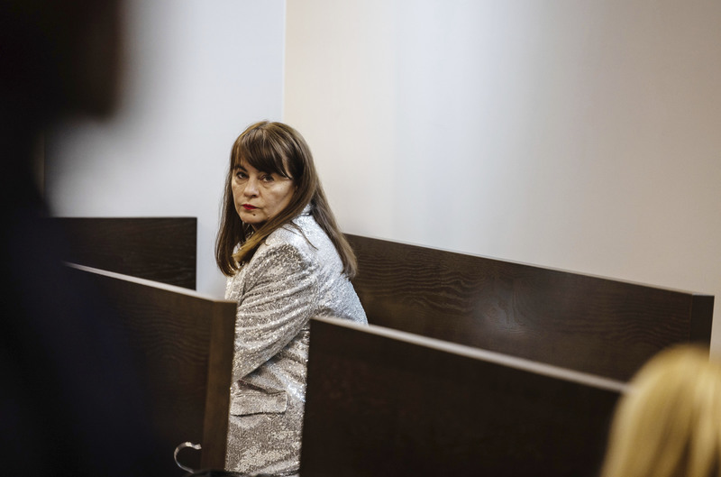 2023年3月14日，尤斯蒂娜・​​維申茲卡（Justyna Wydrzyńska）在波蘭華沙的法庭上被判罪，須完成8個月、每月30小時的社區服務。她是歐洲第一位因協助墮胎而獲罪的墮胎權倡議者。（攝影/ AP Photo/ 達志影像）