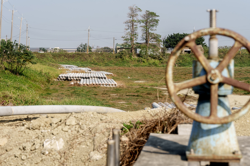 變局的漁電共生──300多公頃「非法魚塭」成光電地雷