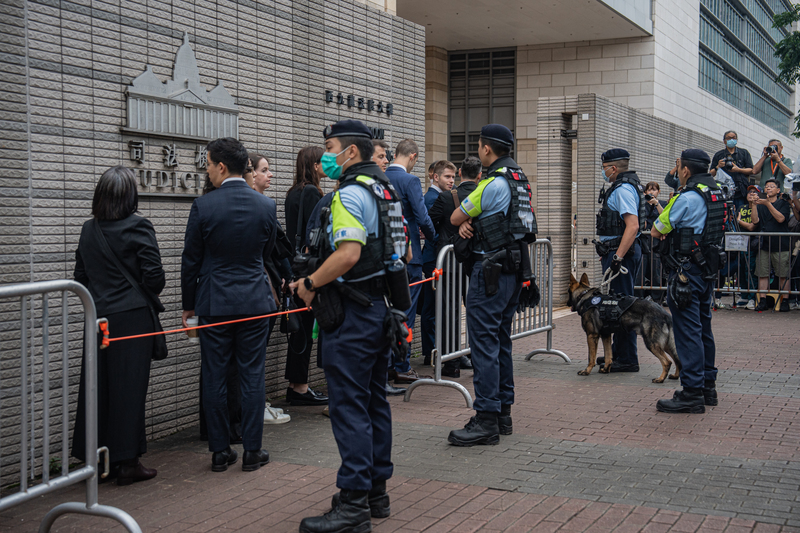 串謀用民主初選顛覆一國兩制？香港《國安法》最大事件「47人案」宣判，14名不認罪被告遭定罪