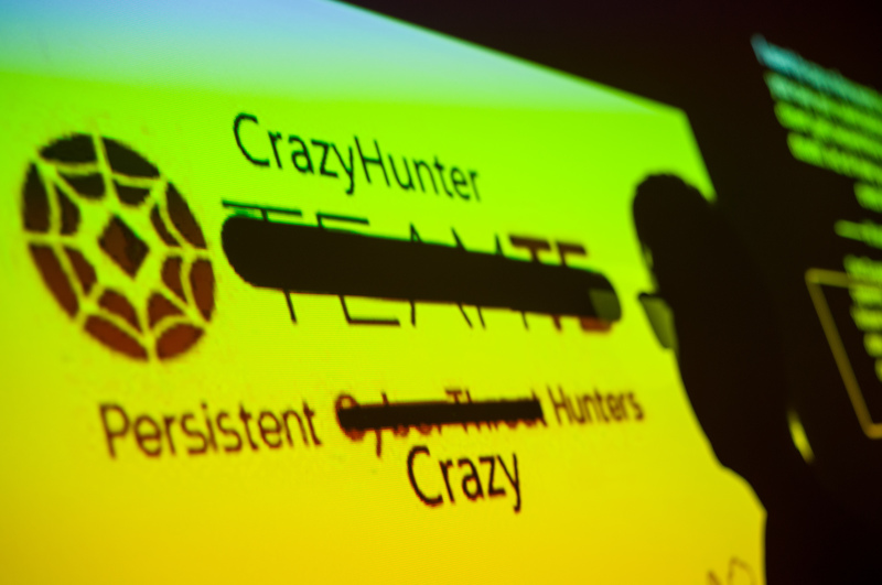 CrazyHunter除了置換企業網頁外,也直接點名台灣資安廠商TeamT5。(攝影/黃世澤)