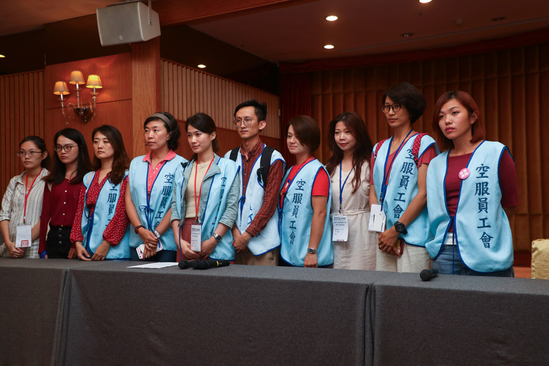 2019年7月2日，長榮罷工勞資進行第二次協商，選擇在桃園蘆竹區尊爵天際飯店進行，最後經歷三次協商後才在7月6日簽下團體協約結束17天的罷工。（攝影／林雨佑／資料照片）