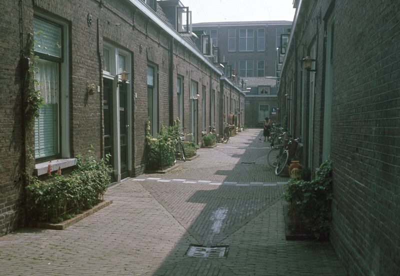 七小街街景。（圖片來源／烏特勒支檔案館 Alff, J.P. van, fotograaf [CC BY 4.0]）