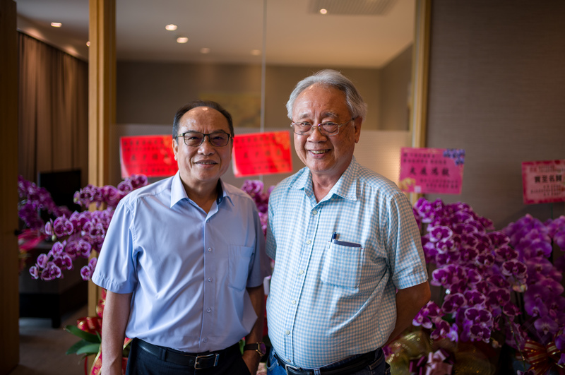 全國農會理事長蕭漢俊(右)認為張永成(左)之所以可以連任總幹事多年,憑藉的是經營農會的實力,認為不需「為反對而反對,把地方恩怨帶到全國農會」。(攝影/黃世澤)