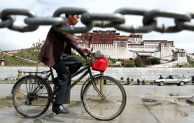 《為無聲者發聲》達賴喇嘛：為爭取自由而和中國交涉，我們得到什麼教訓？